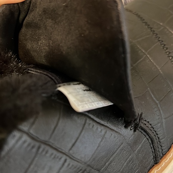 NWT TOMS Croc Embossed Leather And Faux Fur Paxton Slip Ons - Picture 11 of 13